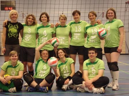 tl_files/vorspiel_ssl_bln/bilder/abt/Volleyballfrauen.jpg tl_files/vorspiel_ssl_bln/bilder/abt/Volleyballfrauen.jpg